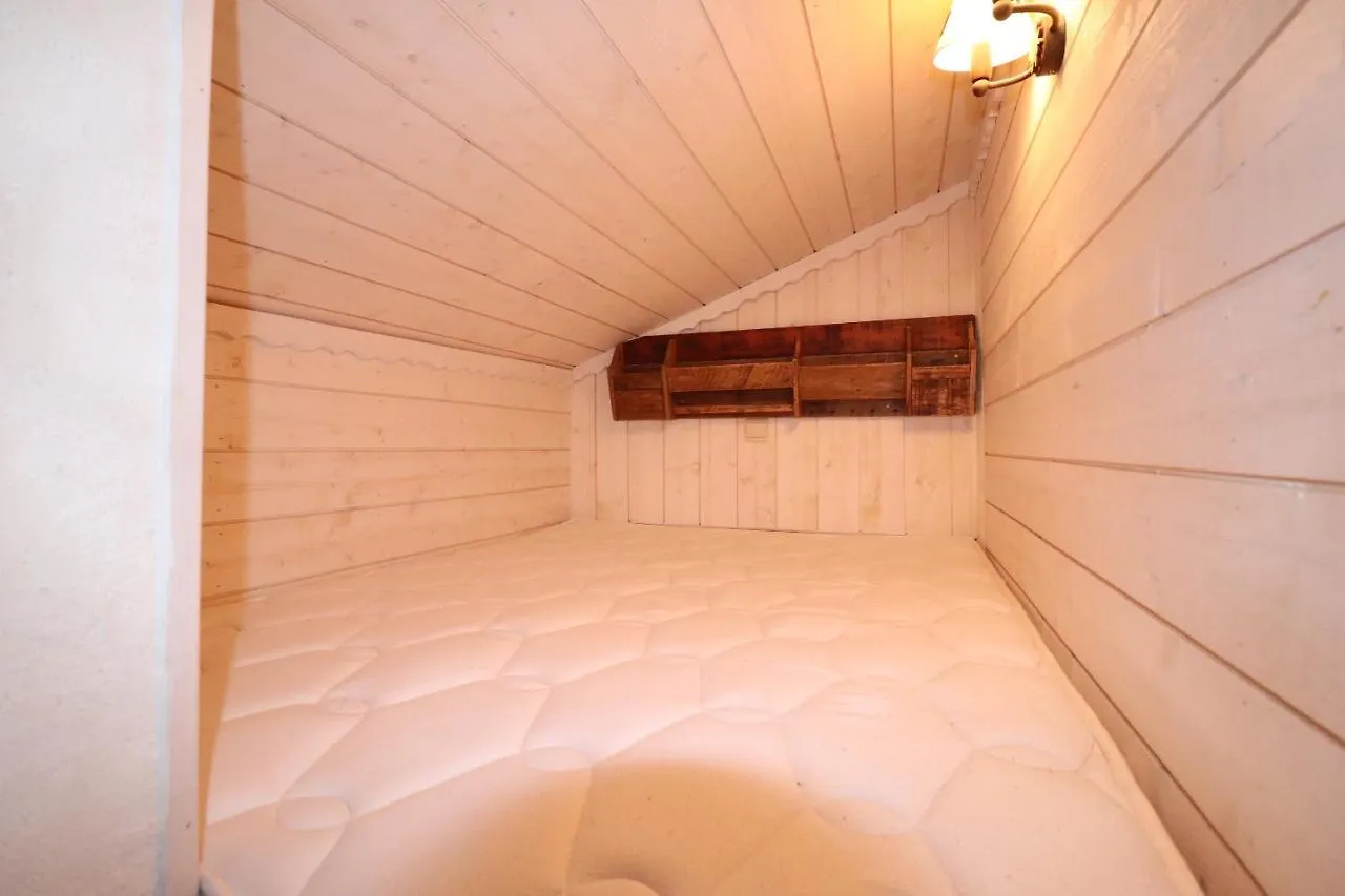 Residence Mont Vallon Meribel 0*,