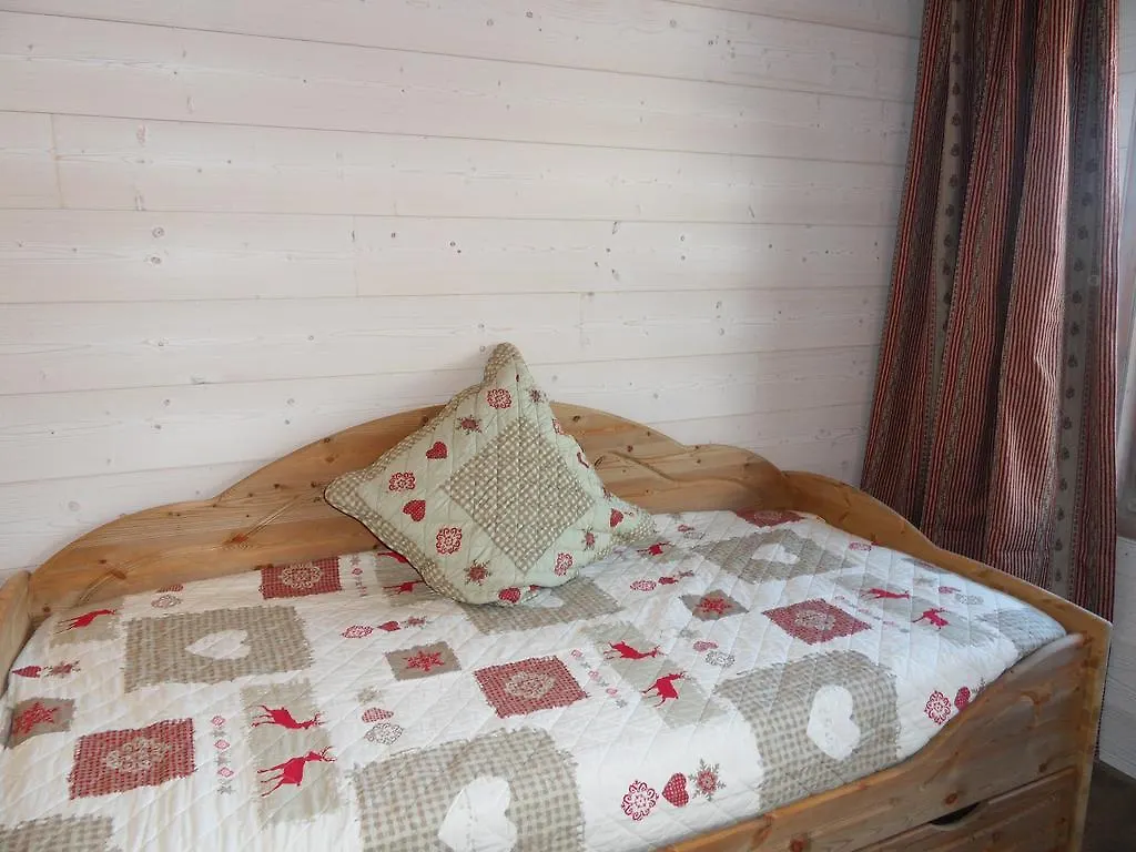 Residence Mont Vallon Meribel 0*,  France